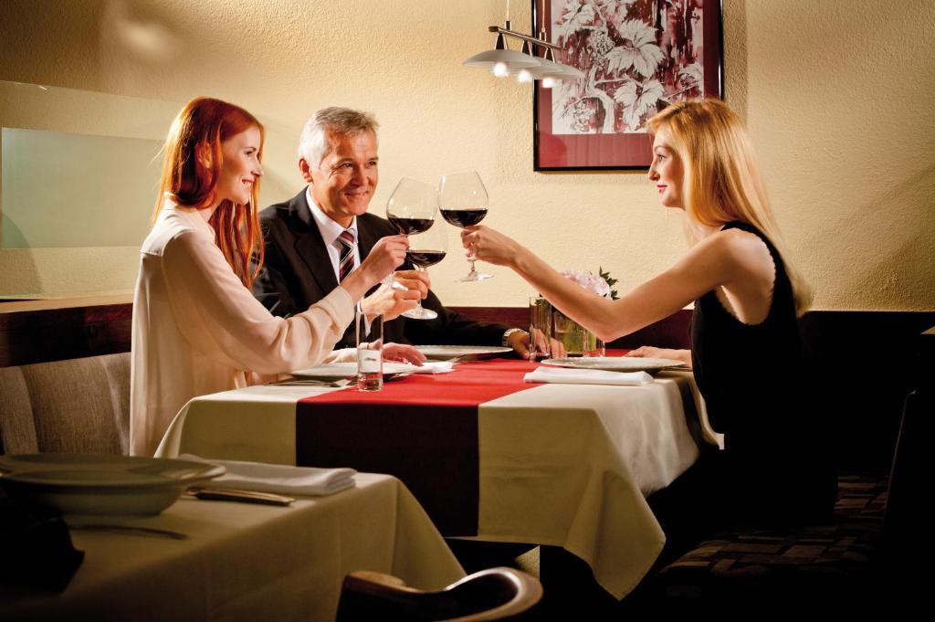 Hotel Restaurant Florianihof 마터스부르크 외부 사진